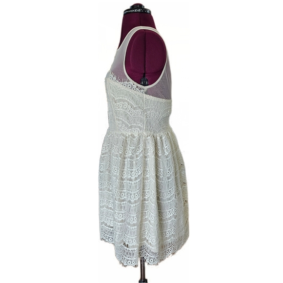 En Creme From Nordstrom Cream Lace Sheer Midi Dress NWT - Picture 5 of 16